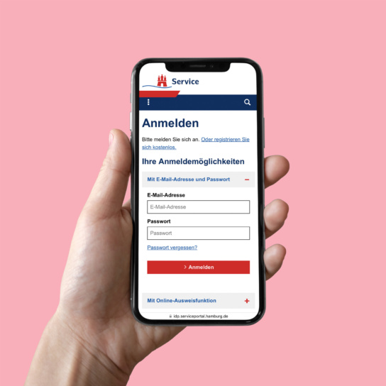 Foto: Smartphone mit Hamburg Website