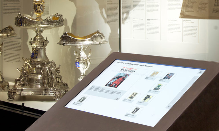 Digital Signage-Lösungen können auf verschiedenen Displays angezeigt werden Digital Signage-Lösungen können auf verschiedenen Displays angezeigt werden