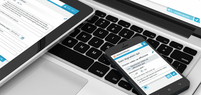 Online-Styleguide für alle Funktionen und jedes Layout Foto: Verschiedene Geräte mit Webseite.